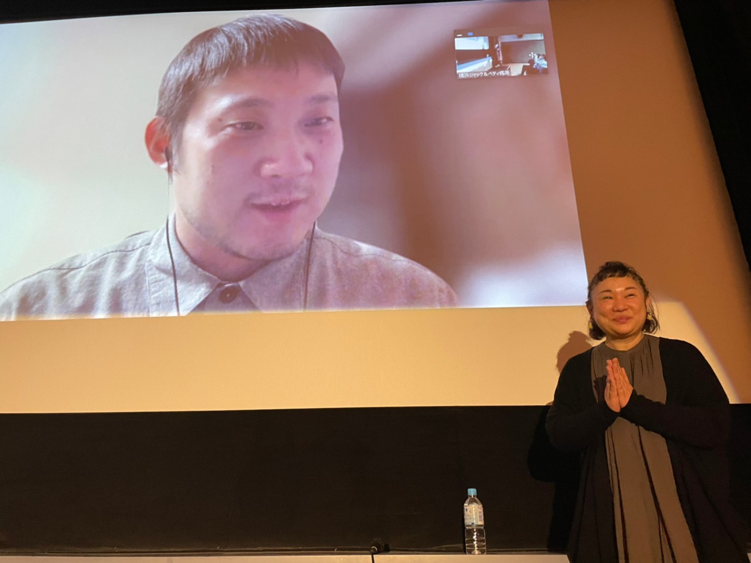 『ハッピーアワー』濱口竜介監督と神戸元町映画館林未来支配人