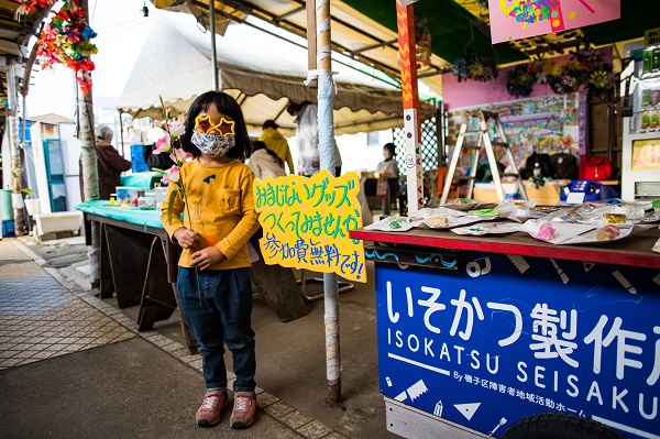 ドゥイのおまじないグッズづくり