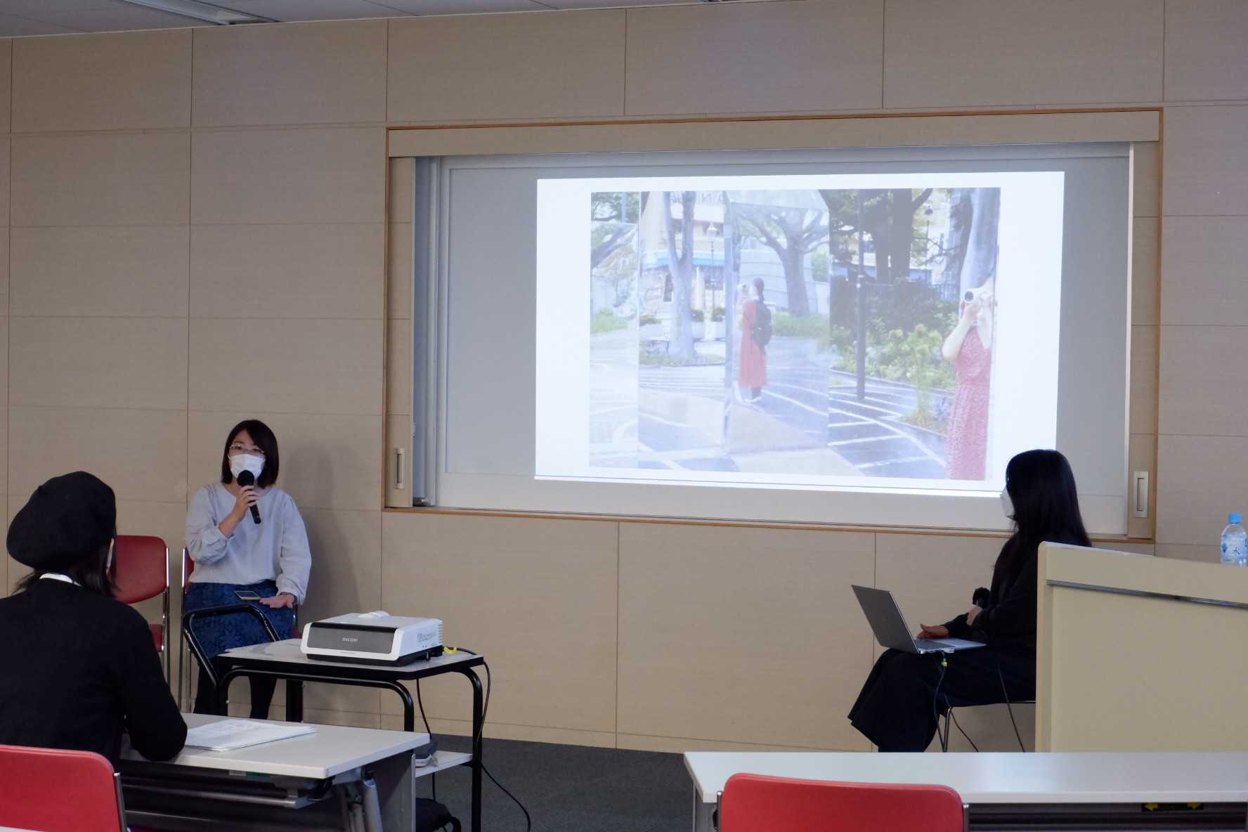 ギャラリートークの様子