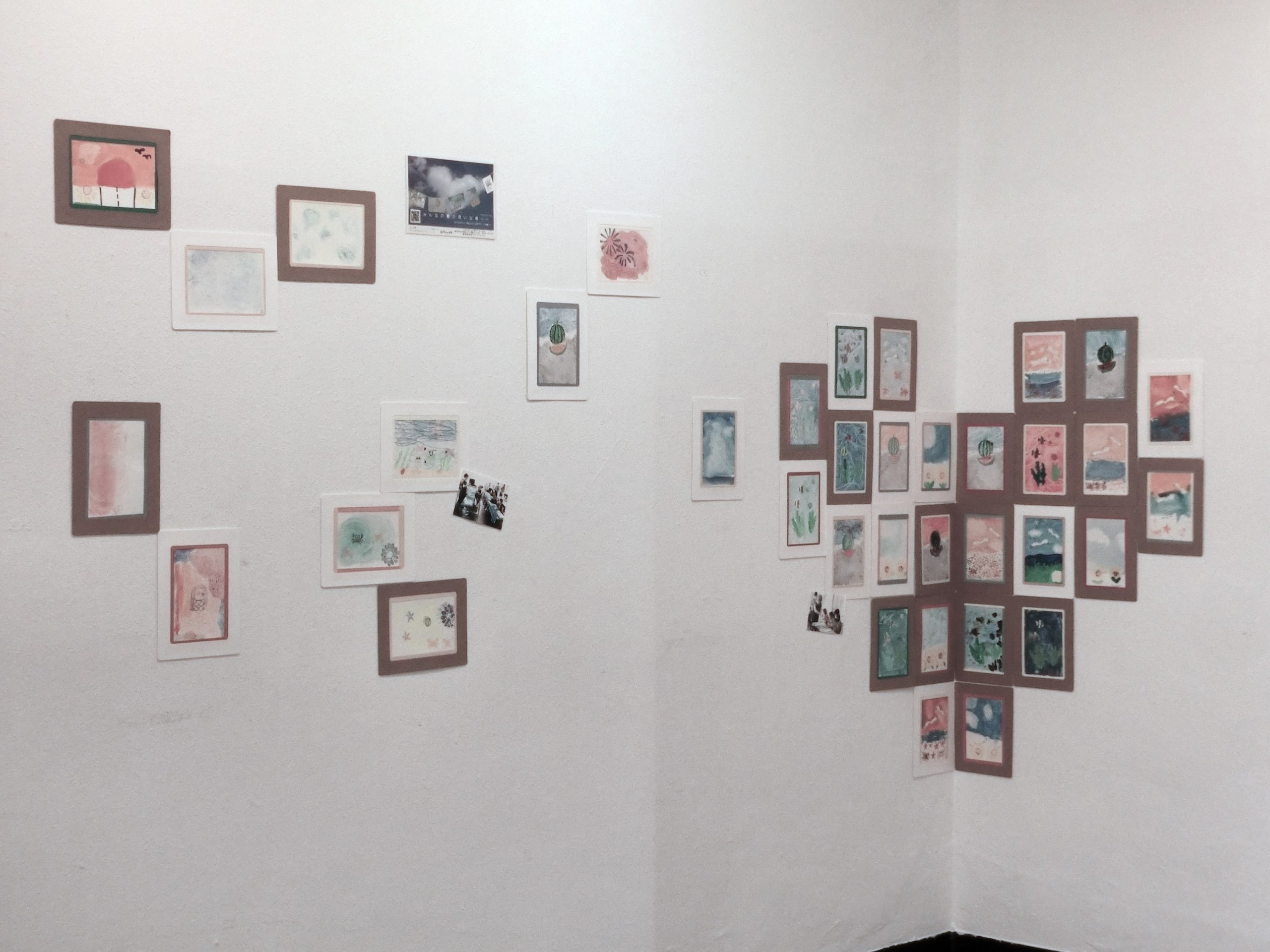 本展にもワークショップの作品が並びます