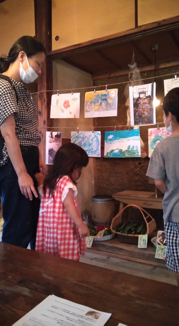 日本画体験 展示