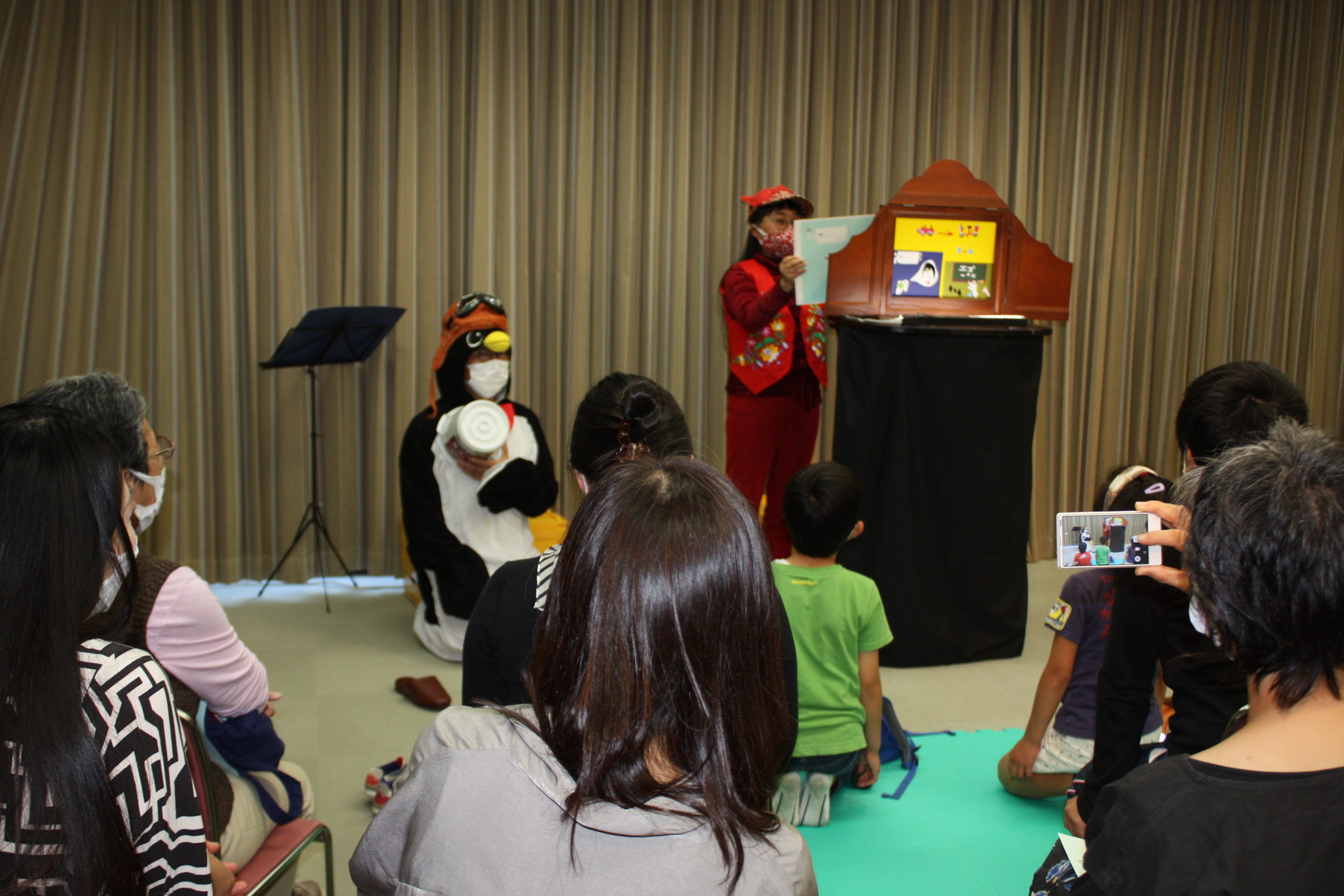 南図書館で紙芝居ライブが復活