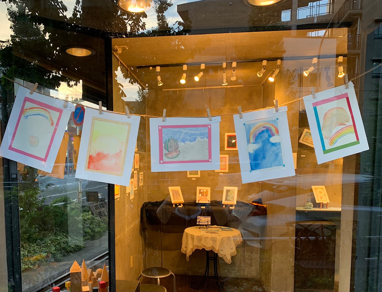 2022みんなの夏の思い出展の展示の様子