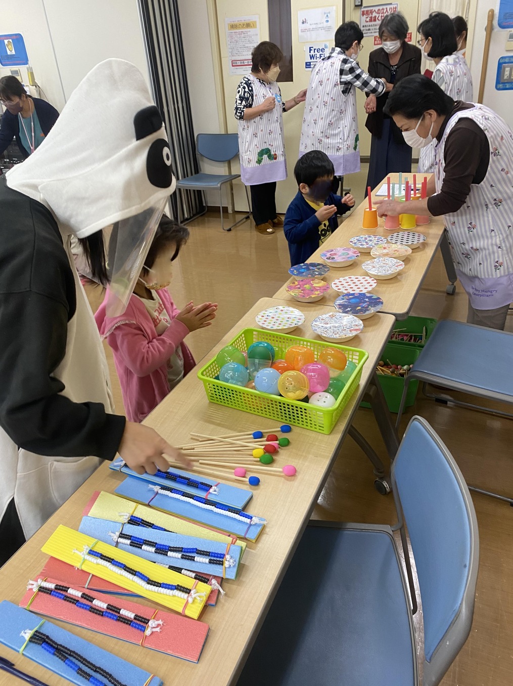 オリジナル楽器プレゼント〜地域ボランティアと見守る子育て〜