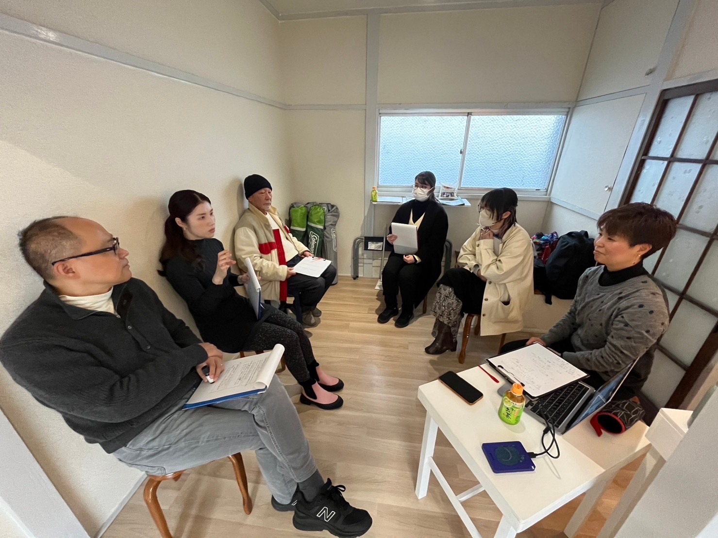 井上尚子展「語るにおい、街のきおく」ワークショップ風景