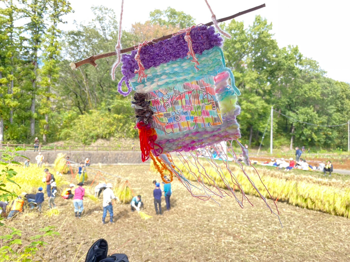 寺家田んぼ WSで制作されたモチーフタペストリー