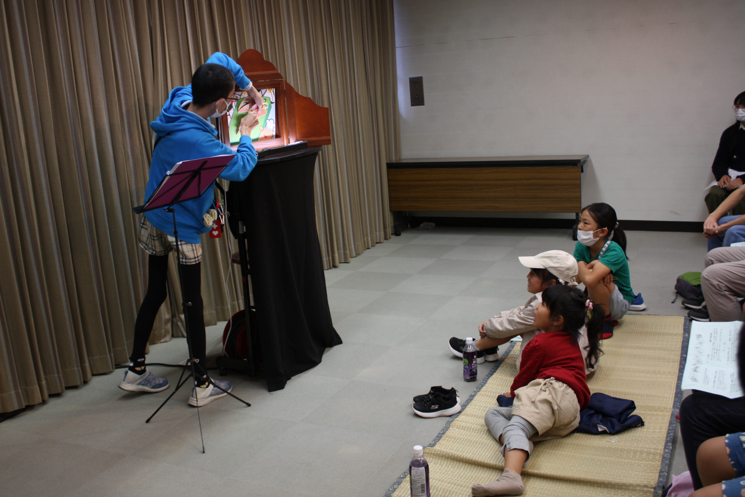 リラックスして観る手づくり紙芝居ライブ