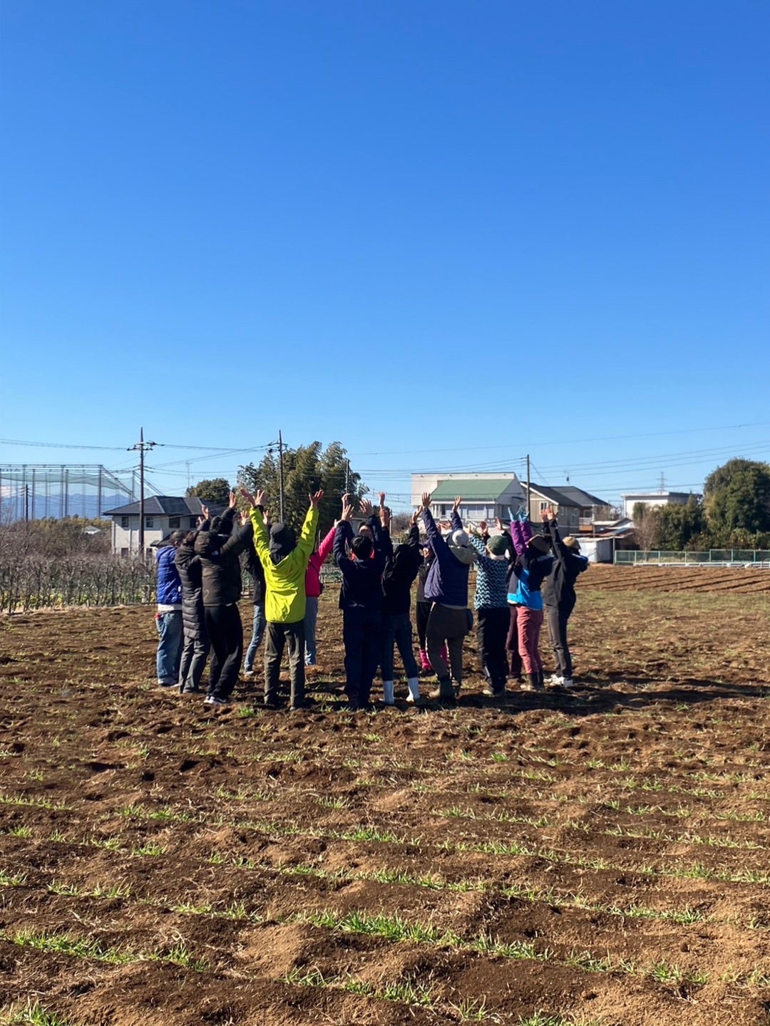 麦畑で大地を感じるワークショップ